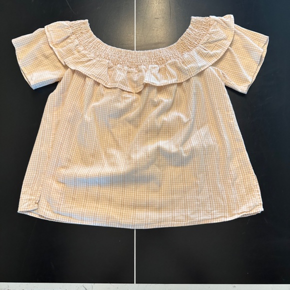 Doe & Rae Short sleeved ruffled off‎ the should top-Size L - Picture 4 of 7